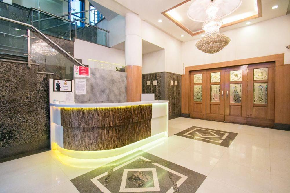 Mira-Bhayandar Seasons Hotel מראה חיצוני תמונה